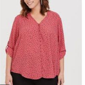 NWT Torrid Haper Pink Polka Dot Button Loop Georgette Blouse Size 00 / M